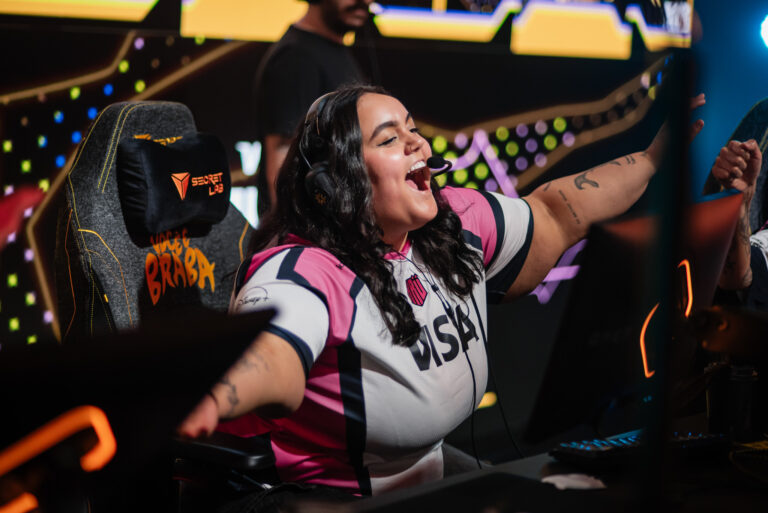 Antônia “antG” Garcia durante o Game Changers Championship 2026 em São Paulo.